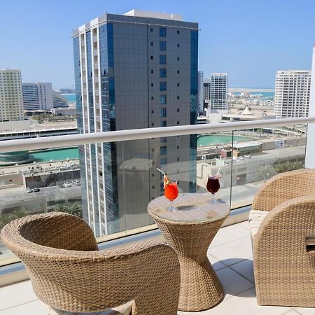 Gulf Suites Hotel Amwaj Manamah Buitenkant foto