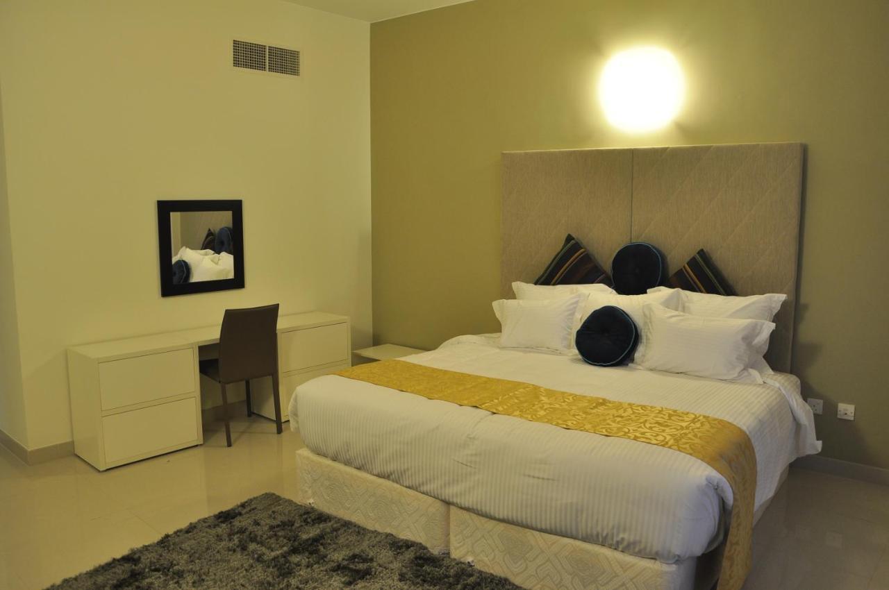 Gulf Suites Hotel Amwaj Manamah Buitenkant foto