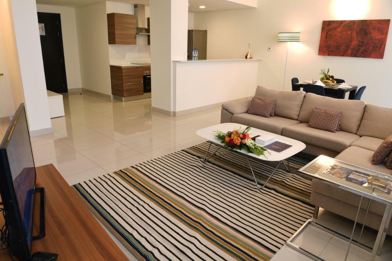 Gulf Suites Hotel Amwaj Manamah Buitenkant foto