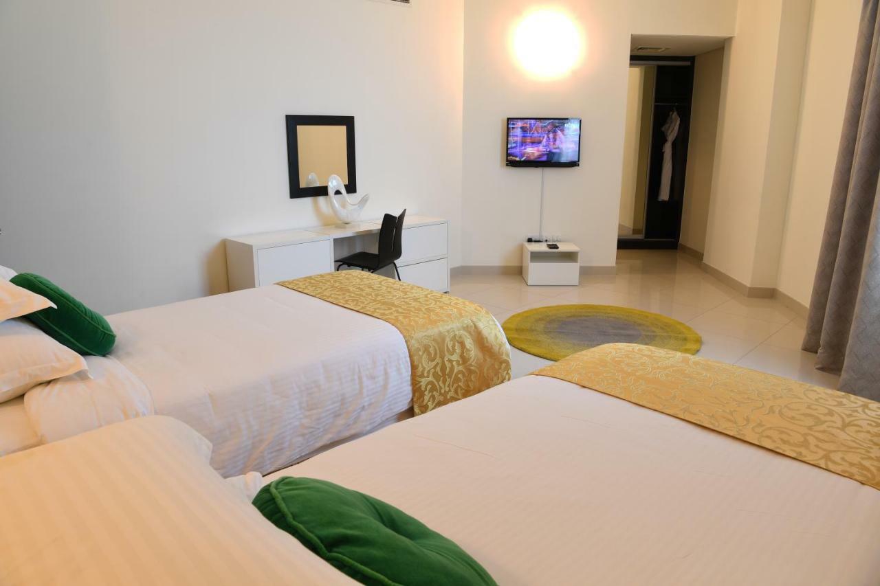 Gulf Suites Hotel Amwaj Manamah Buitenkant foto