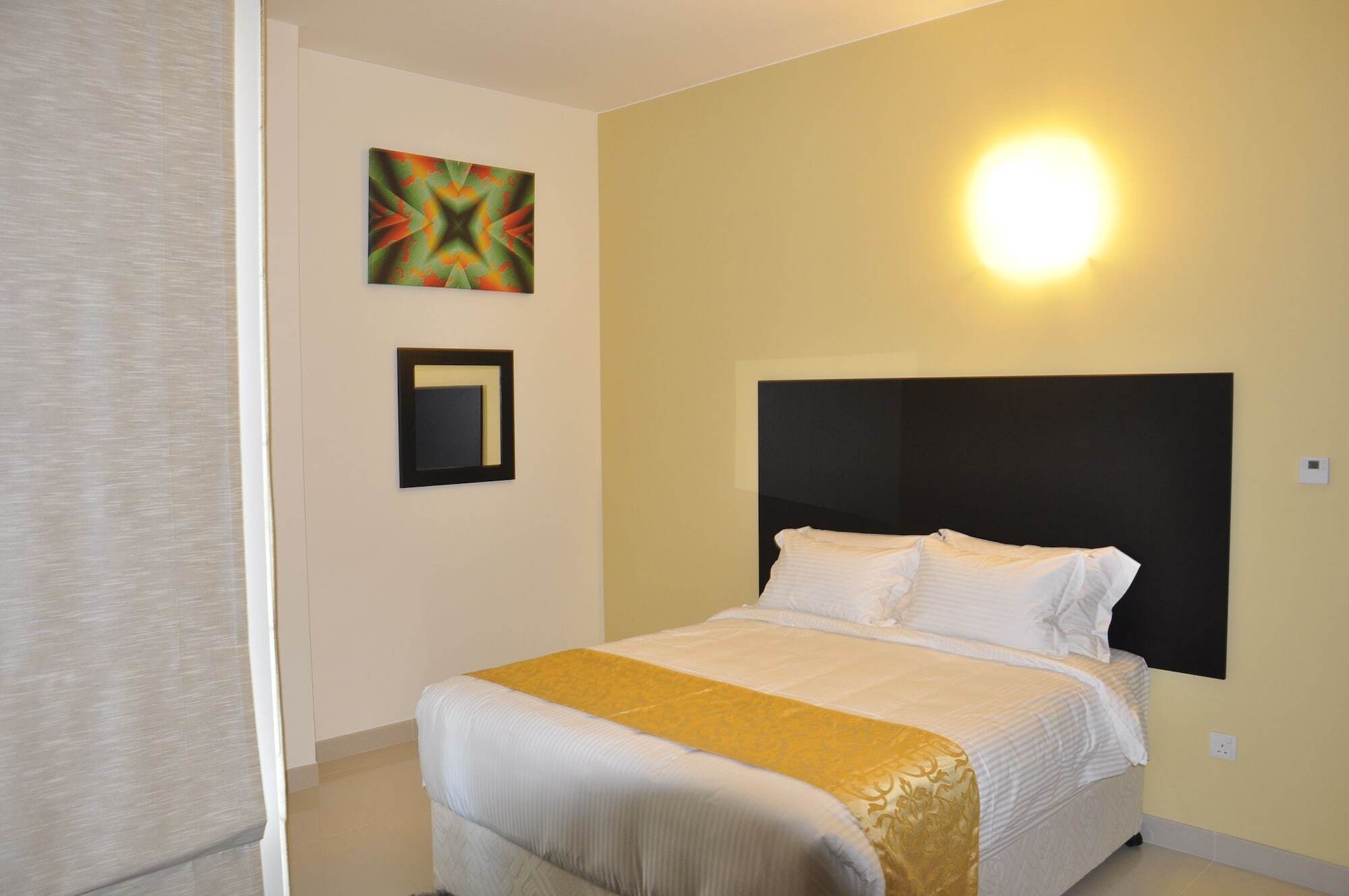 Gulf Suites Hotel Amwaj Manamah Buitenkant foto